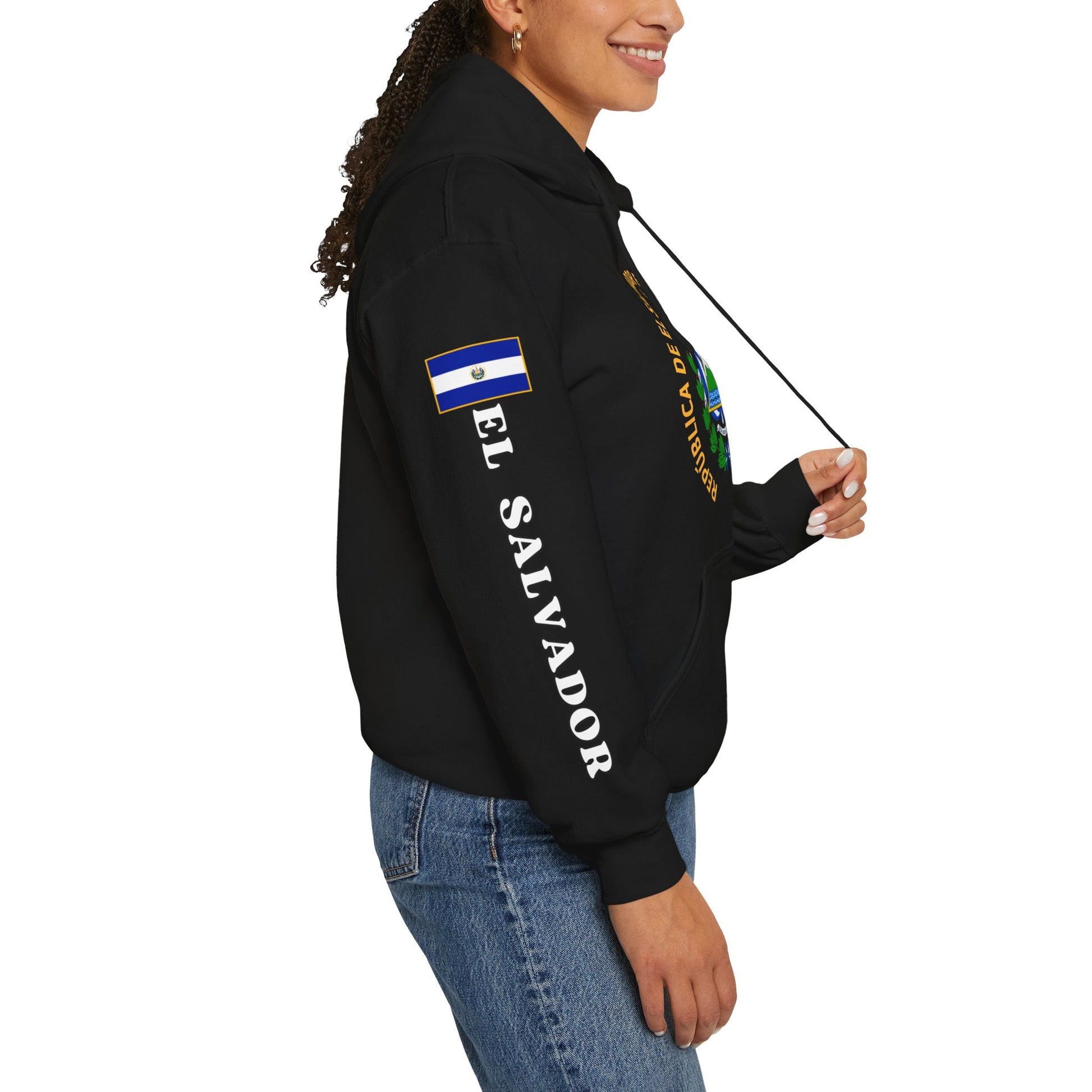 Escudo de El Salvador Unisex Heavy Blend Hoodie | Comfortable, relaxing and warm feeling | Large Kangaroo Pocket | El Salvador Hoodies - NY GIftcraft